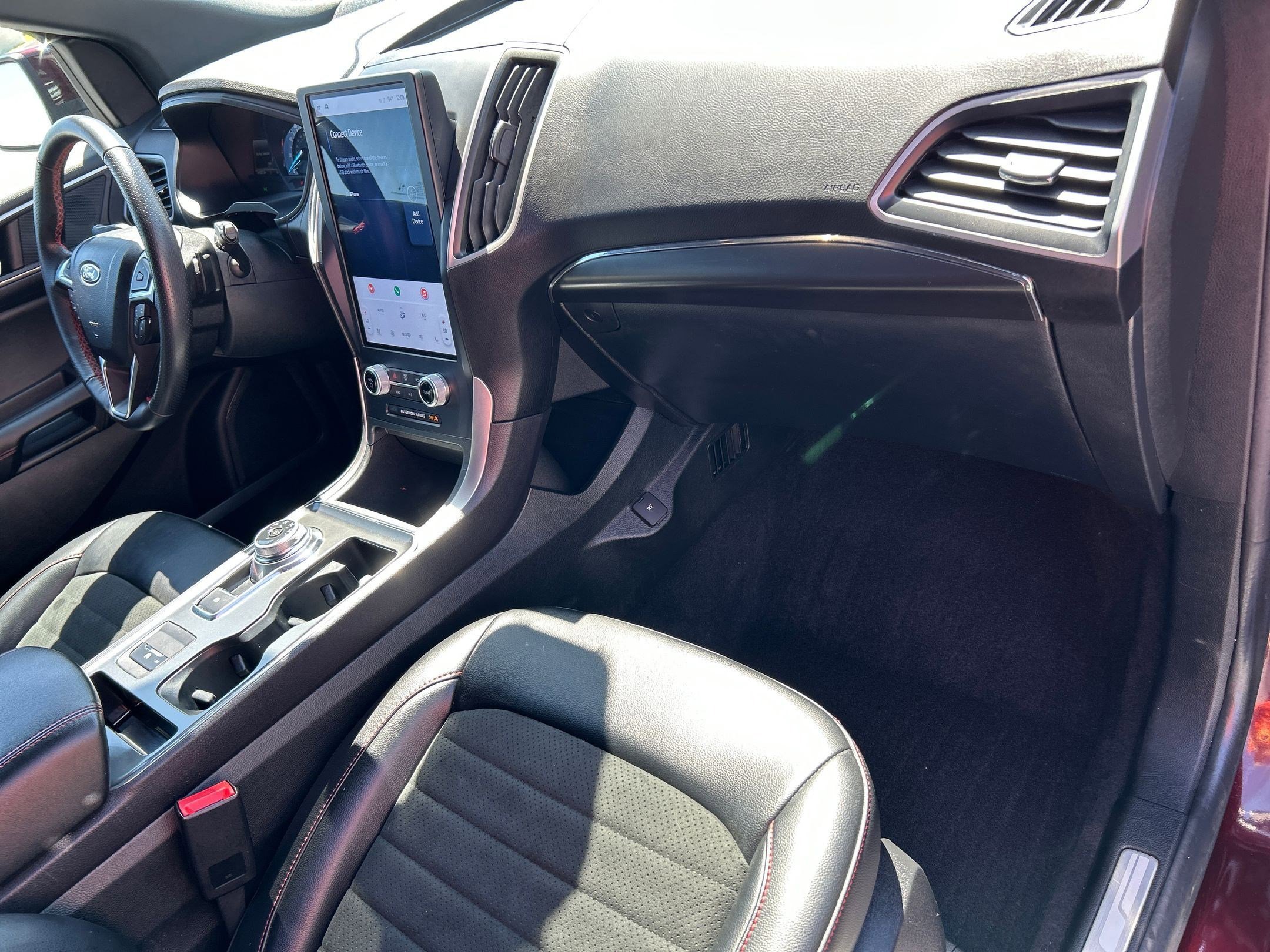 2022 Ford Edge ST-Line photo 21