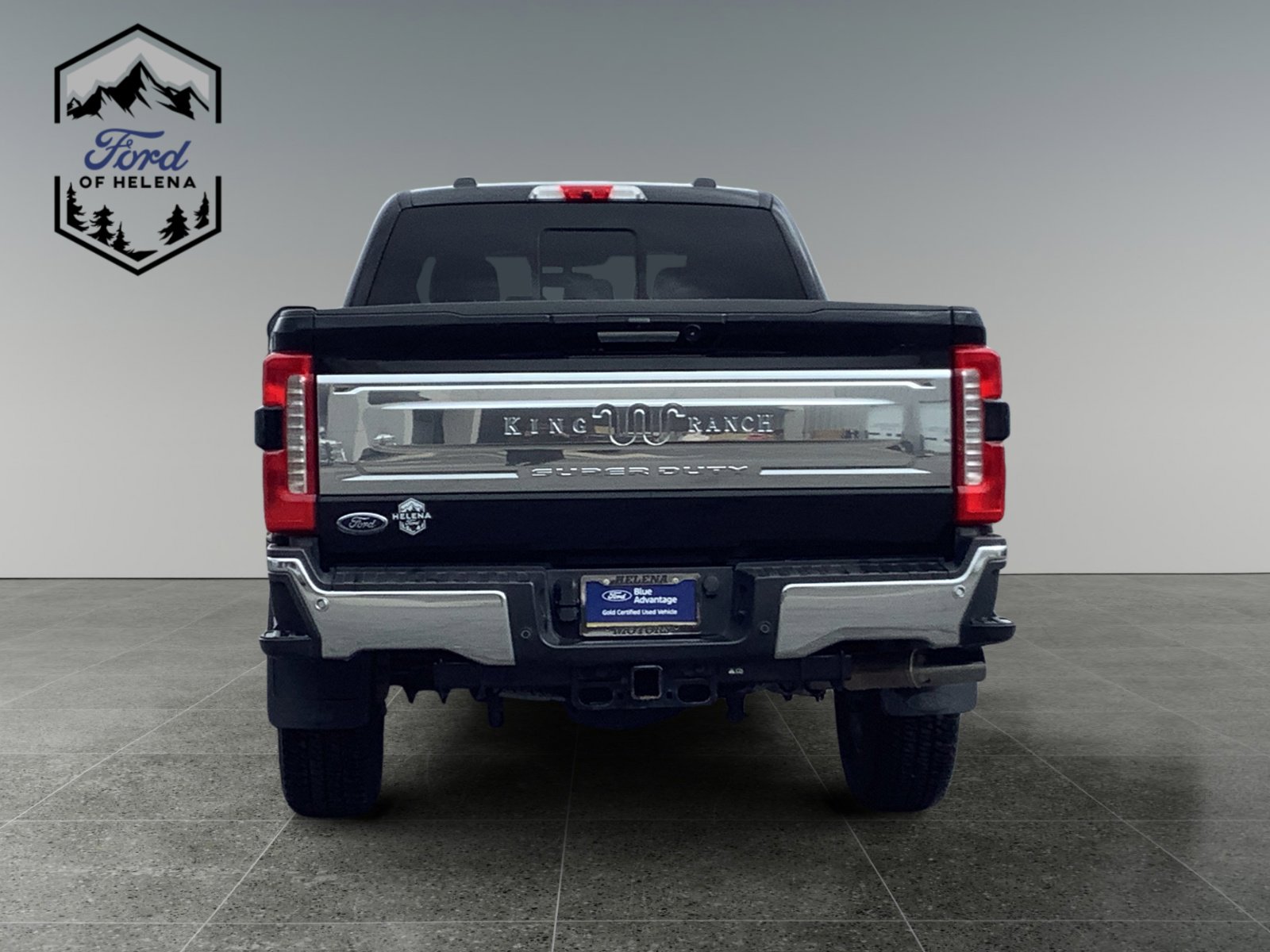 2023 Ford F-350 photo 4