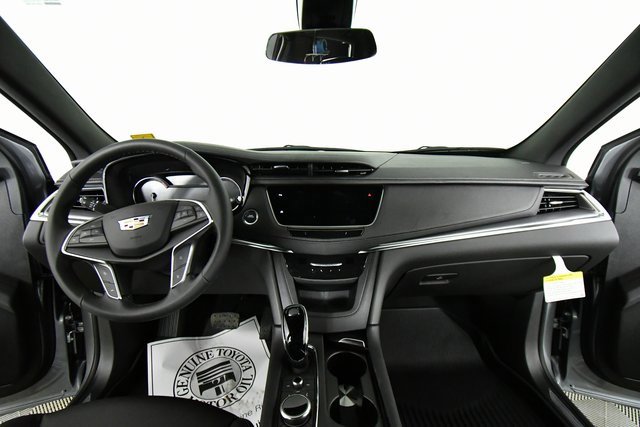2025 Cadillac XT5 Luxury photo 24