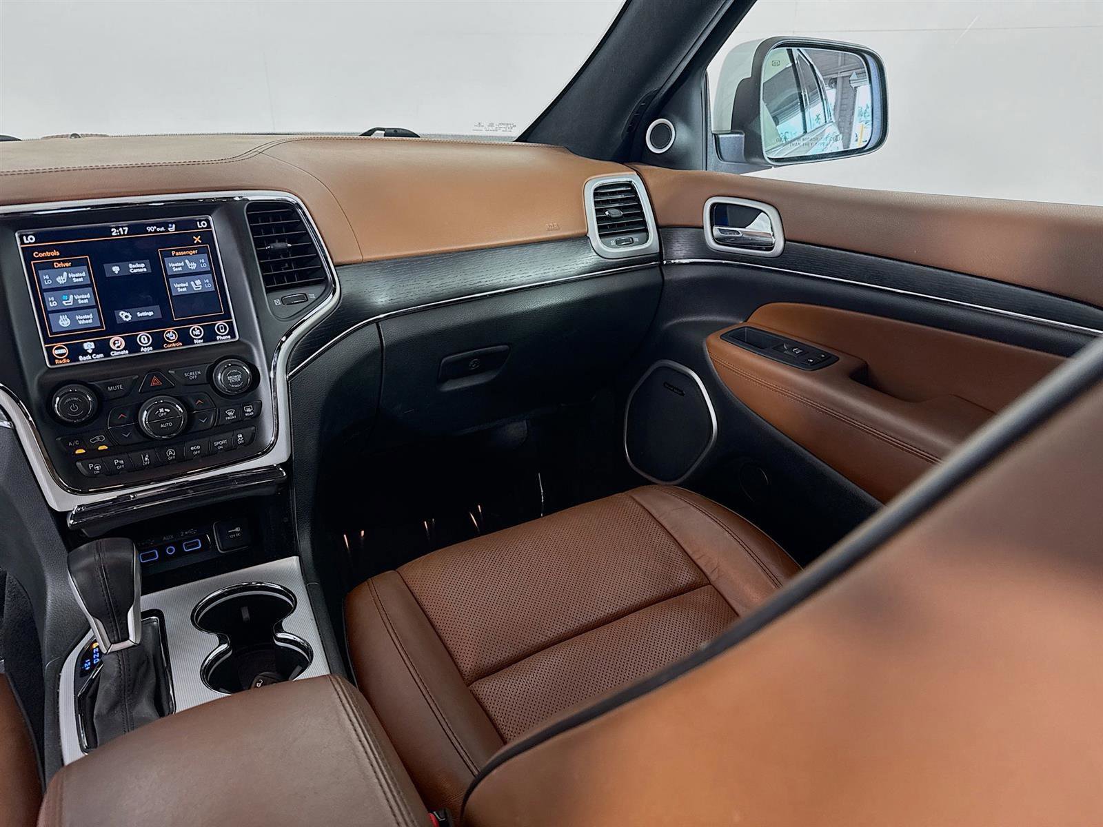 2018 Jeep Grand Cherokee Summit photo 23