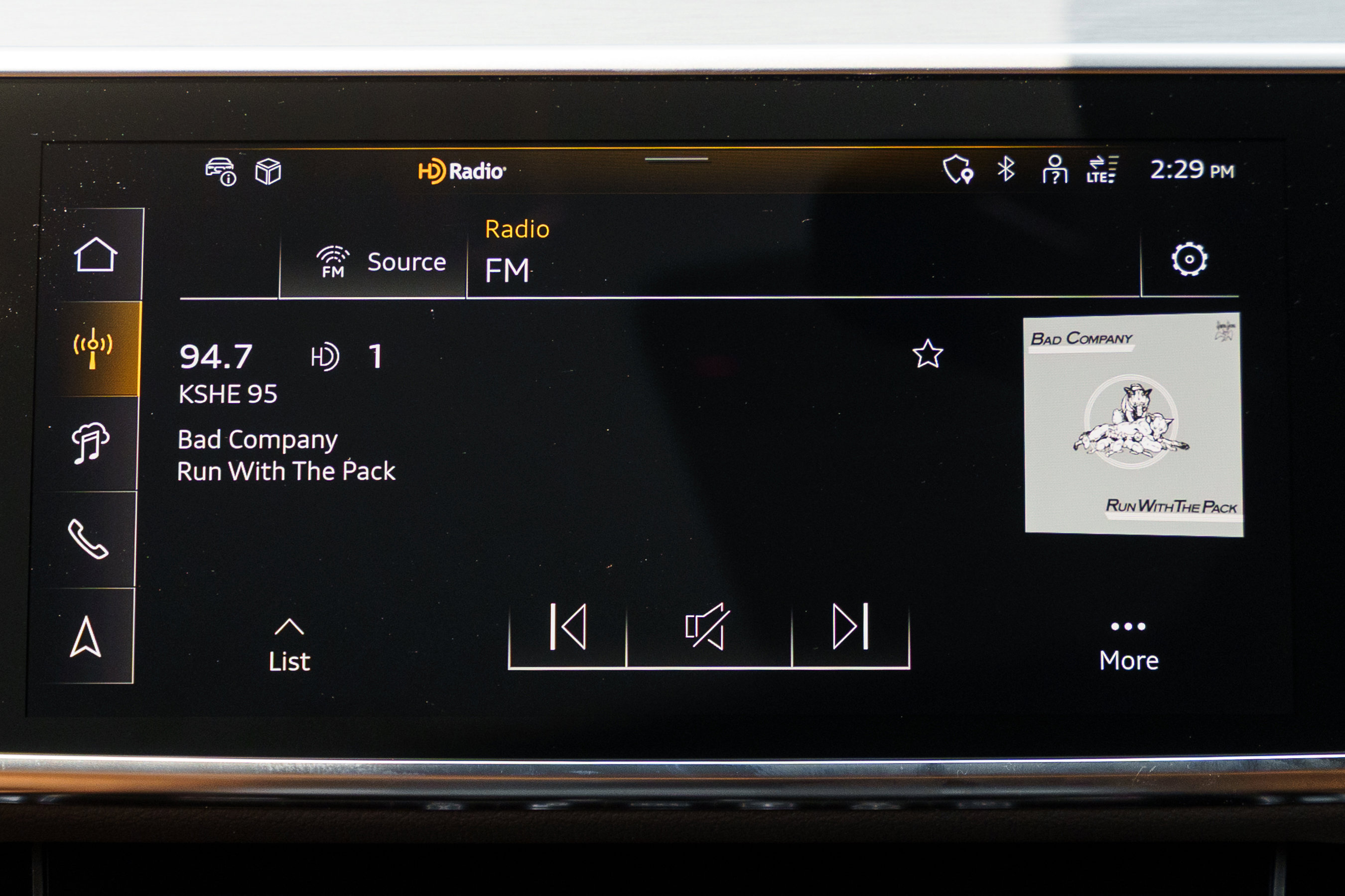 2025 Audi A8 L Quattro photo 9