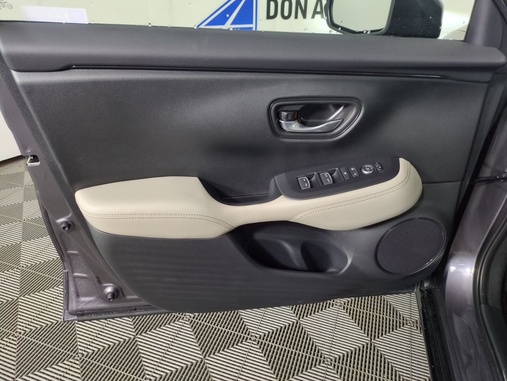 2026 Honda HR-V EX-L photo 9