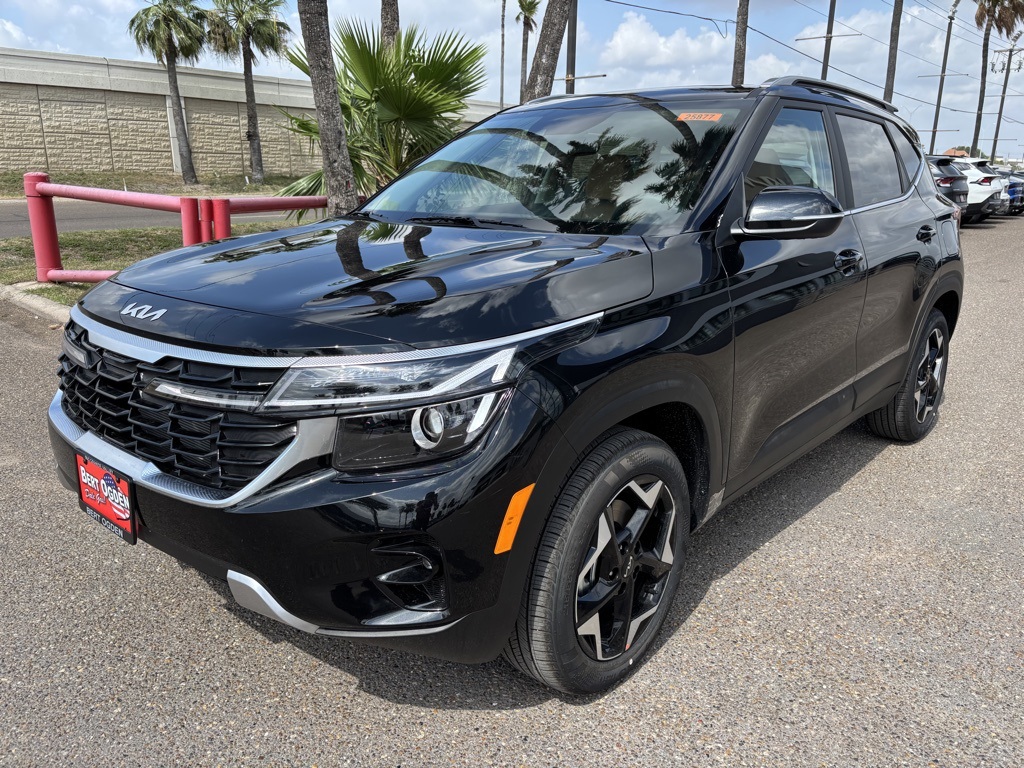 2025 Kia Seltos EX photo 3