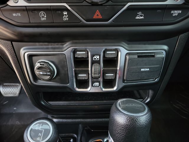 2021 Jeep Gladiator Sport S photo 11