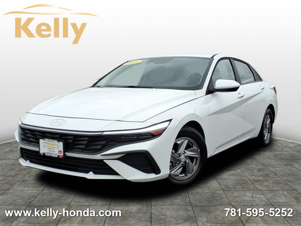 2024 Hyundai Elantra SE