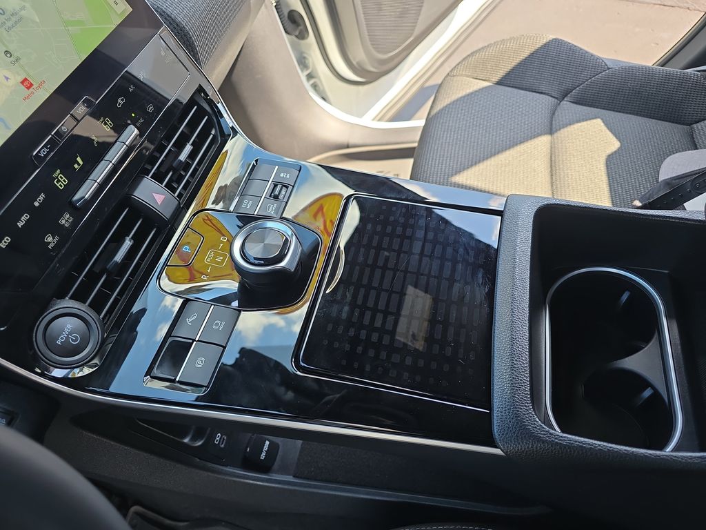2024 Toyota bZ4X XLE photo 24