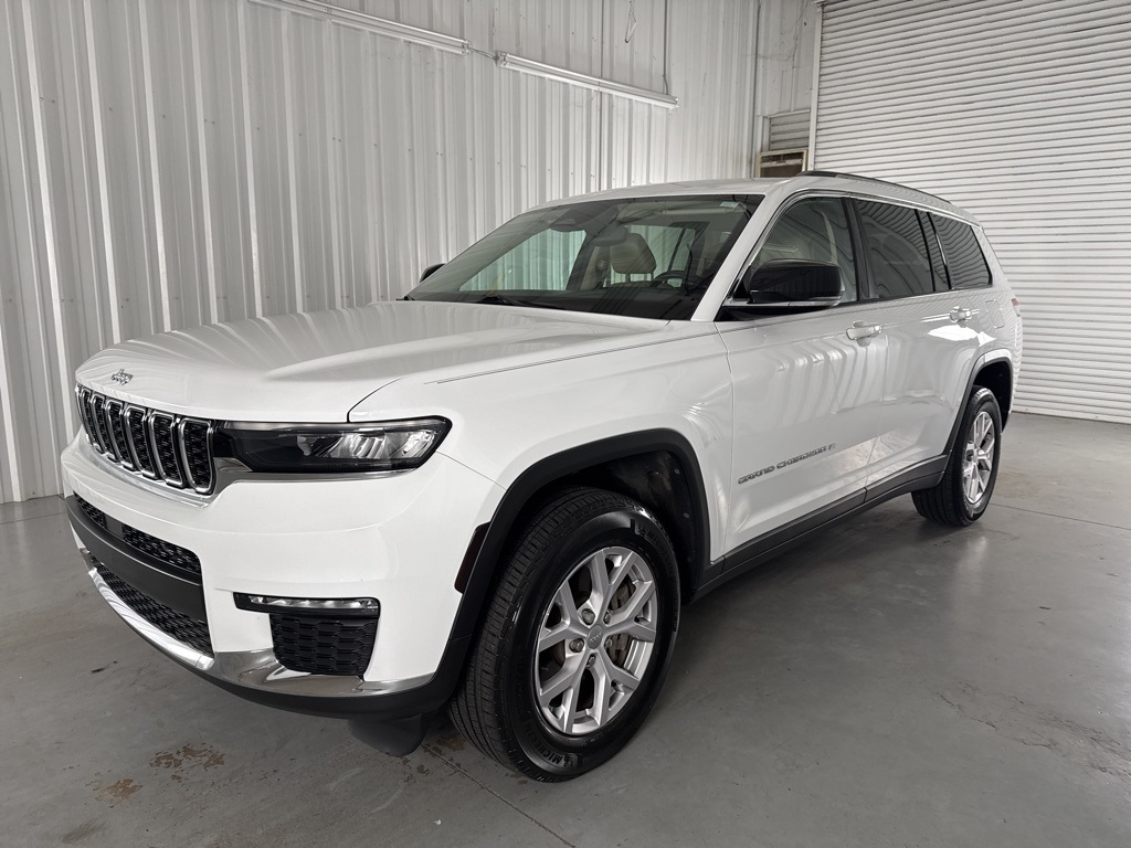 2022 Jeep Grand Cherokee Limited photo 3