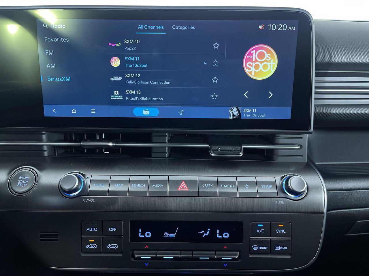 2025 Hyundai Kona SEL photo 16