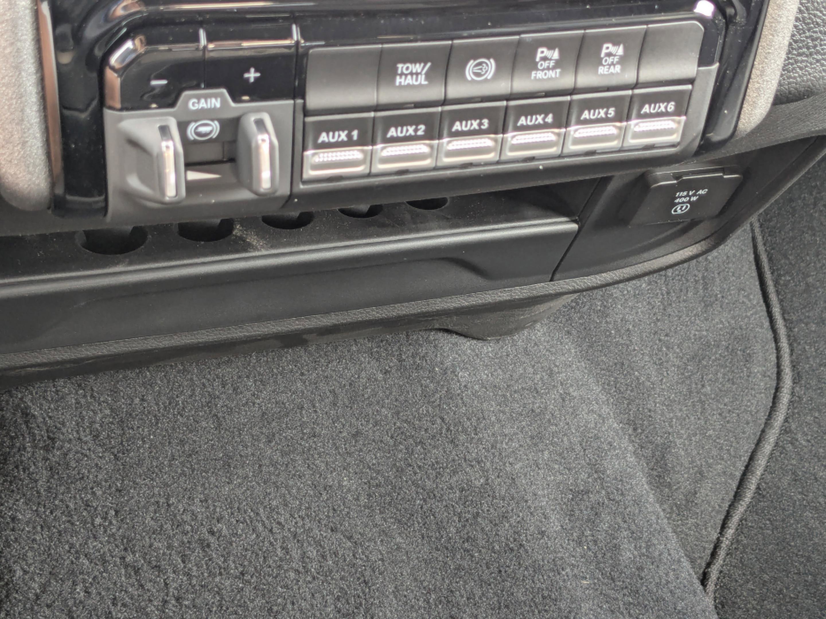 2025 Ram 3500 Tradesman photo 41