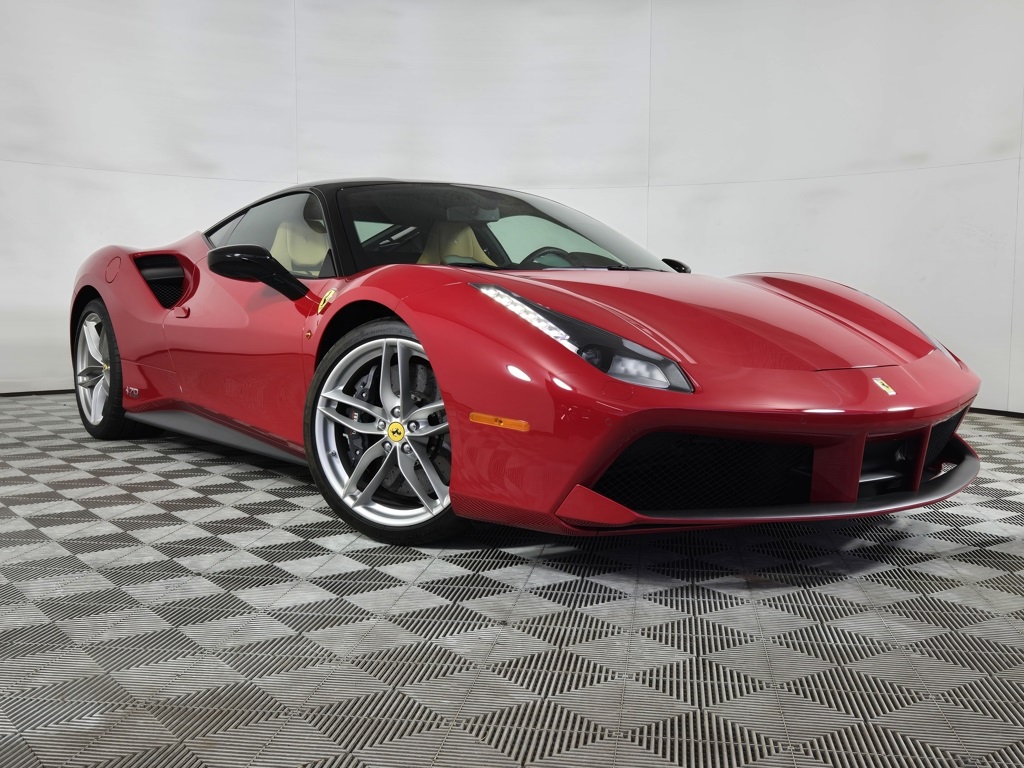 2017 Ferrari 488 GTB photo 3
