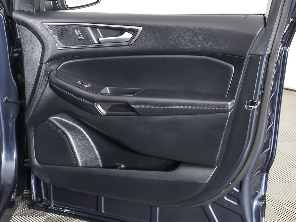 2022 Ford Edge SE photo 20
