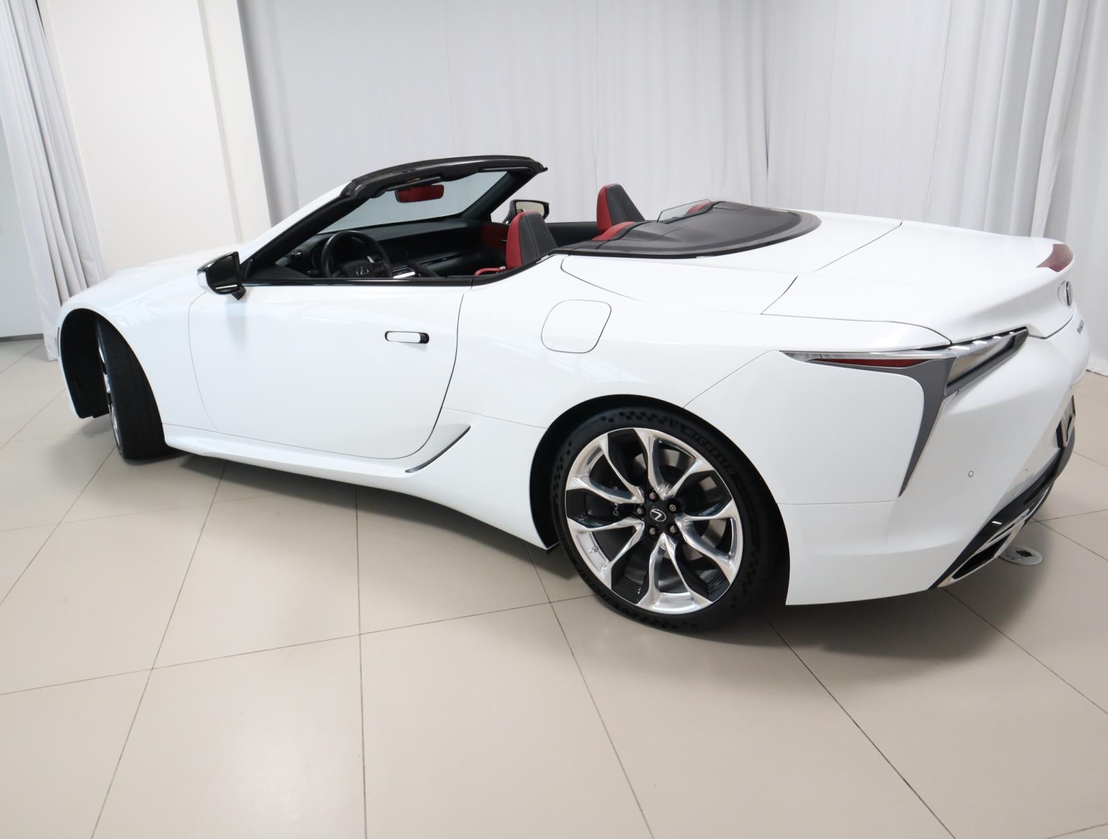 2021 Lexus LC 500 photo 3