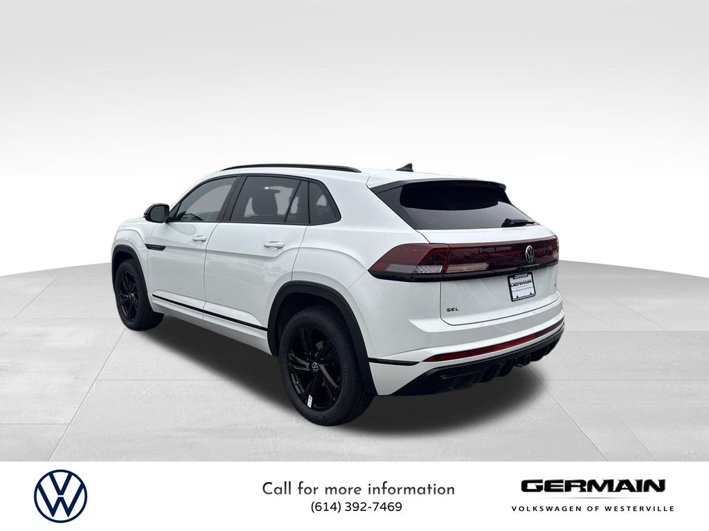 2026 Volkswagen Atlas Cross Sport SEL R-Line photo 3