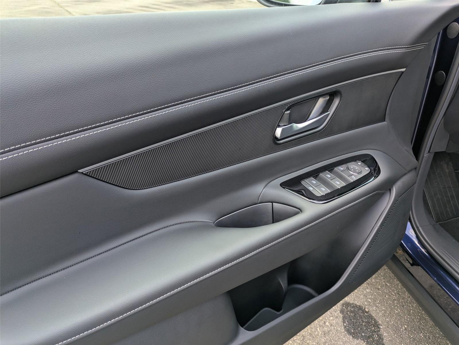 2025 Nissan Murano SV photo 10