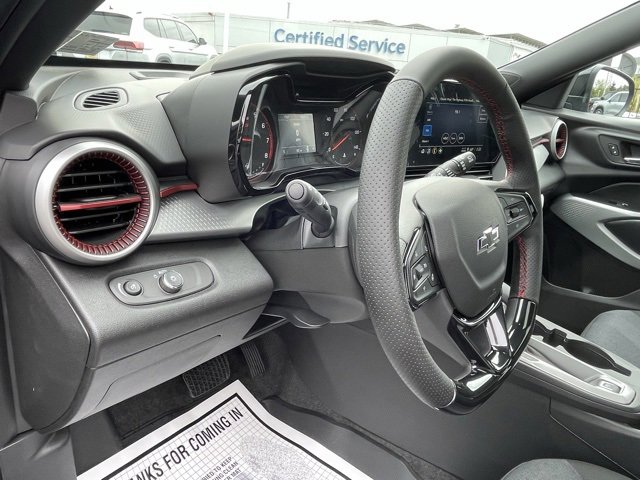 2025 Chevrolet Trax photo 14