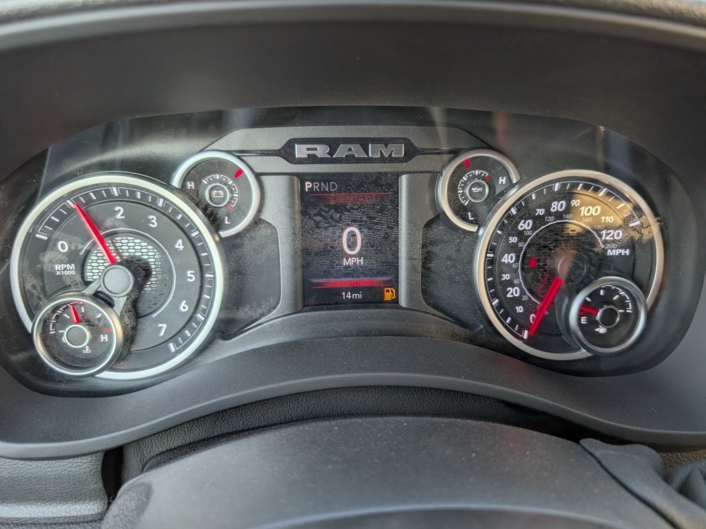 2025 Ram 2500 Tradesman photo 16