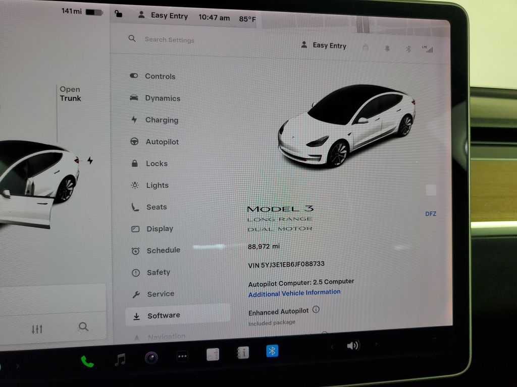 2018 Tesla Model 3 Long Range photo 18