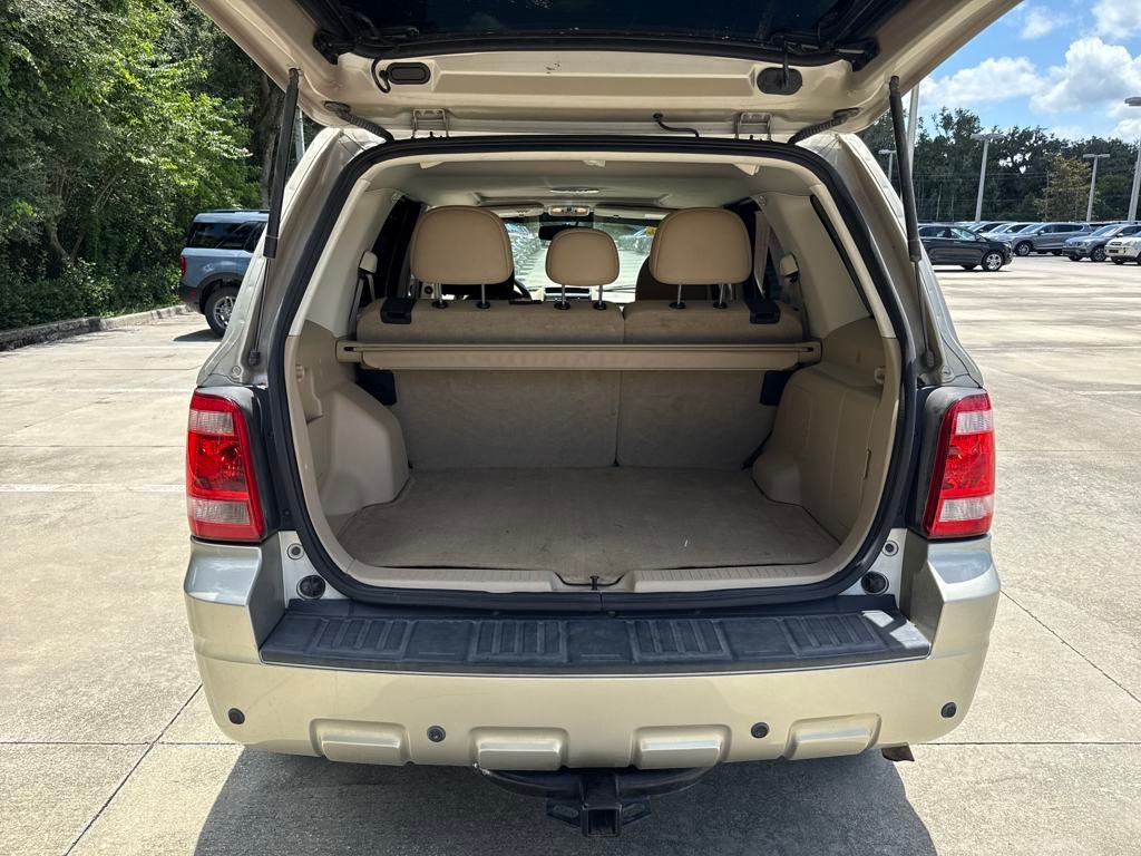 2011 Ford Escape Limited photo 18