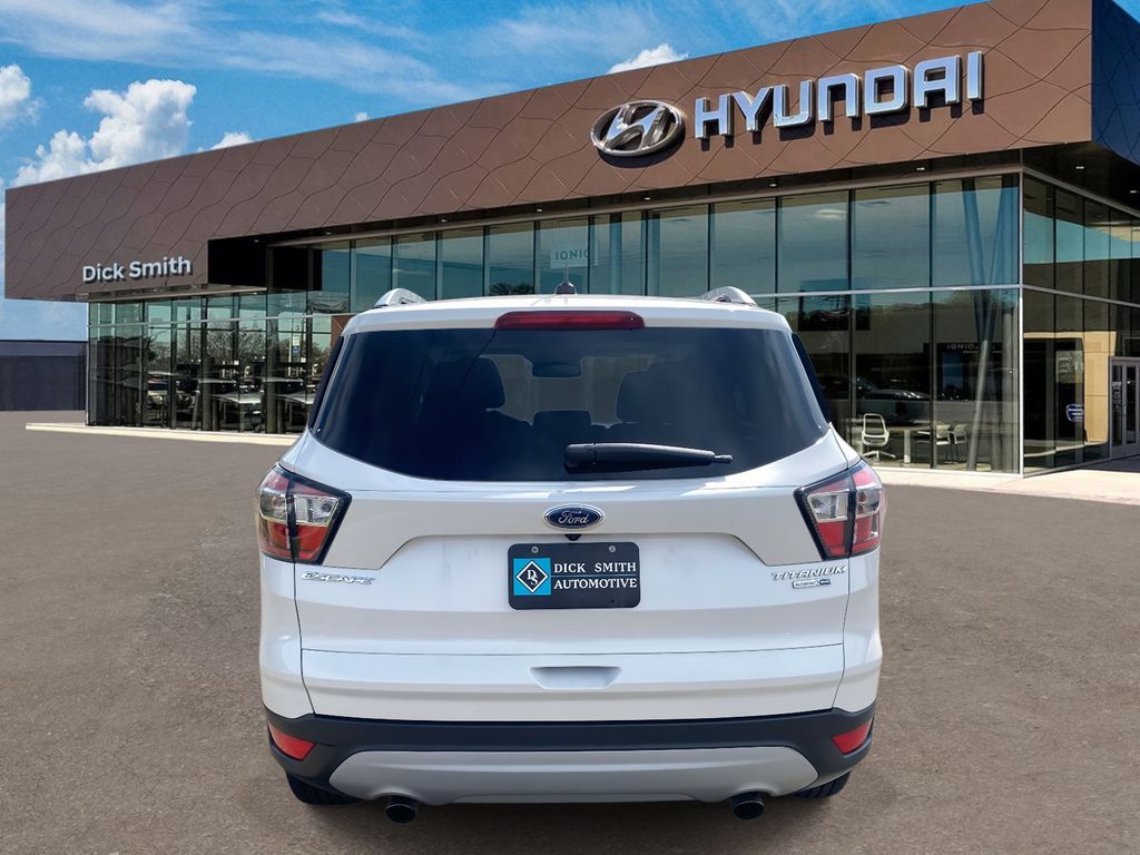 2017 Ford Escape Titanium photo 4