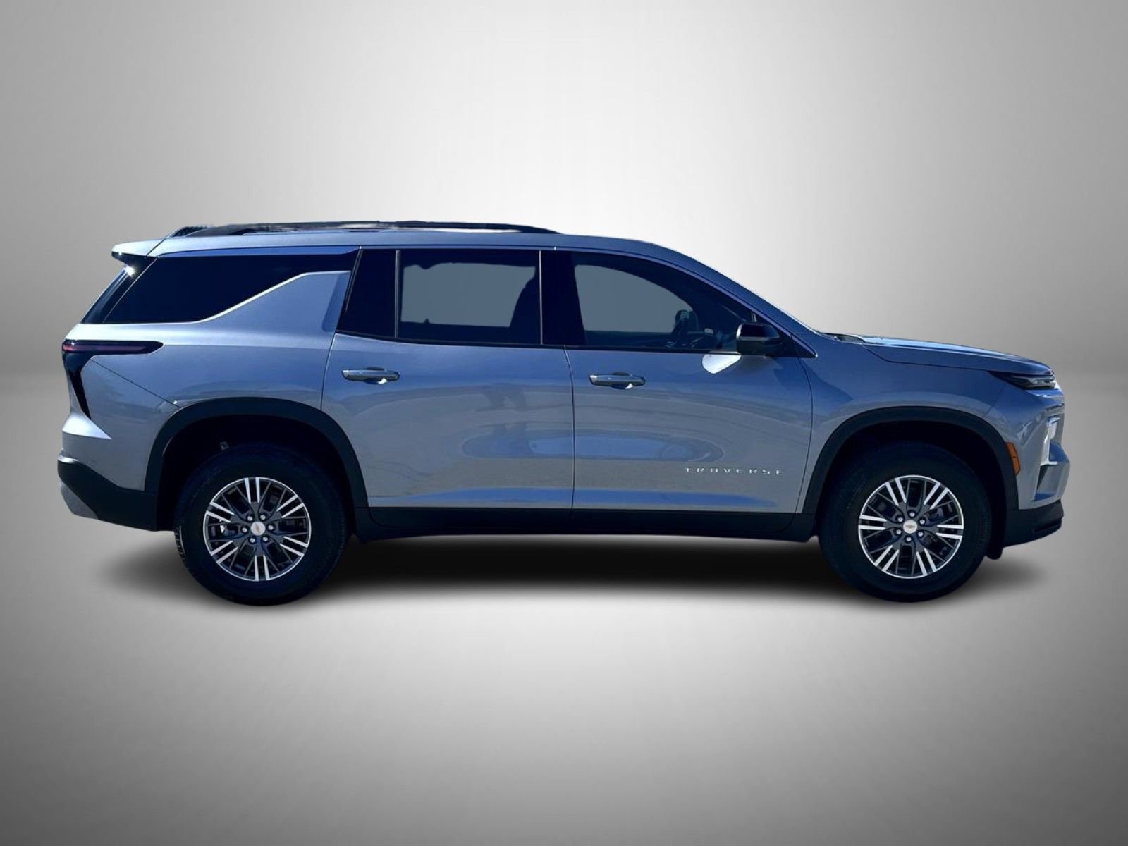 2026 Chevrolet Traverse photo 3