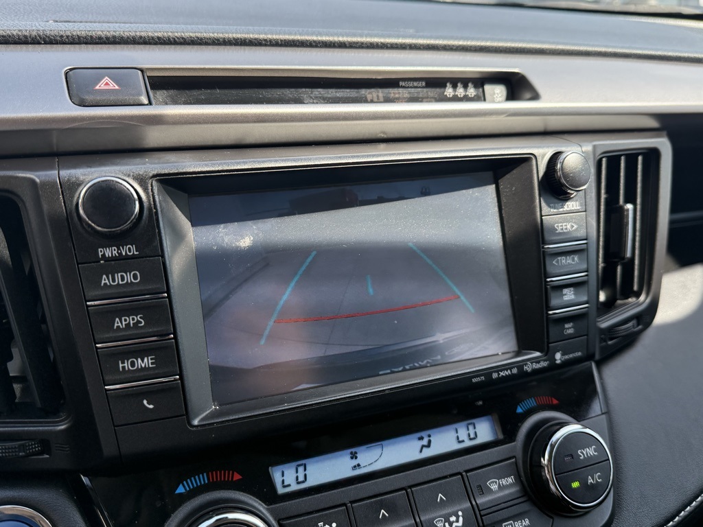 2017 Toyota RAV4 Hybrid XLE photo 21
