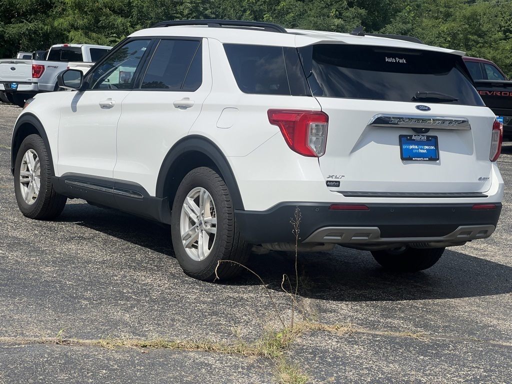 2022 Ford Explorer XLT photo 5
