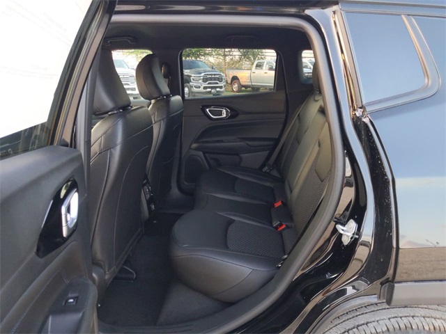 2026 Jeep Compass Latitude Altitude photo 15