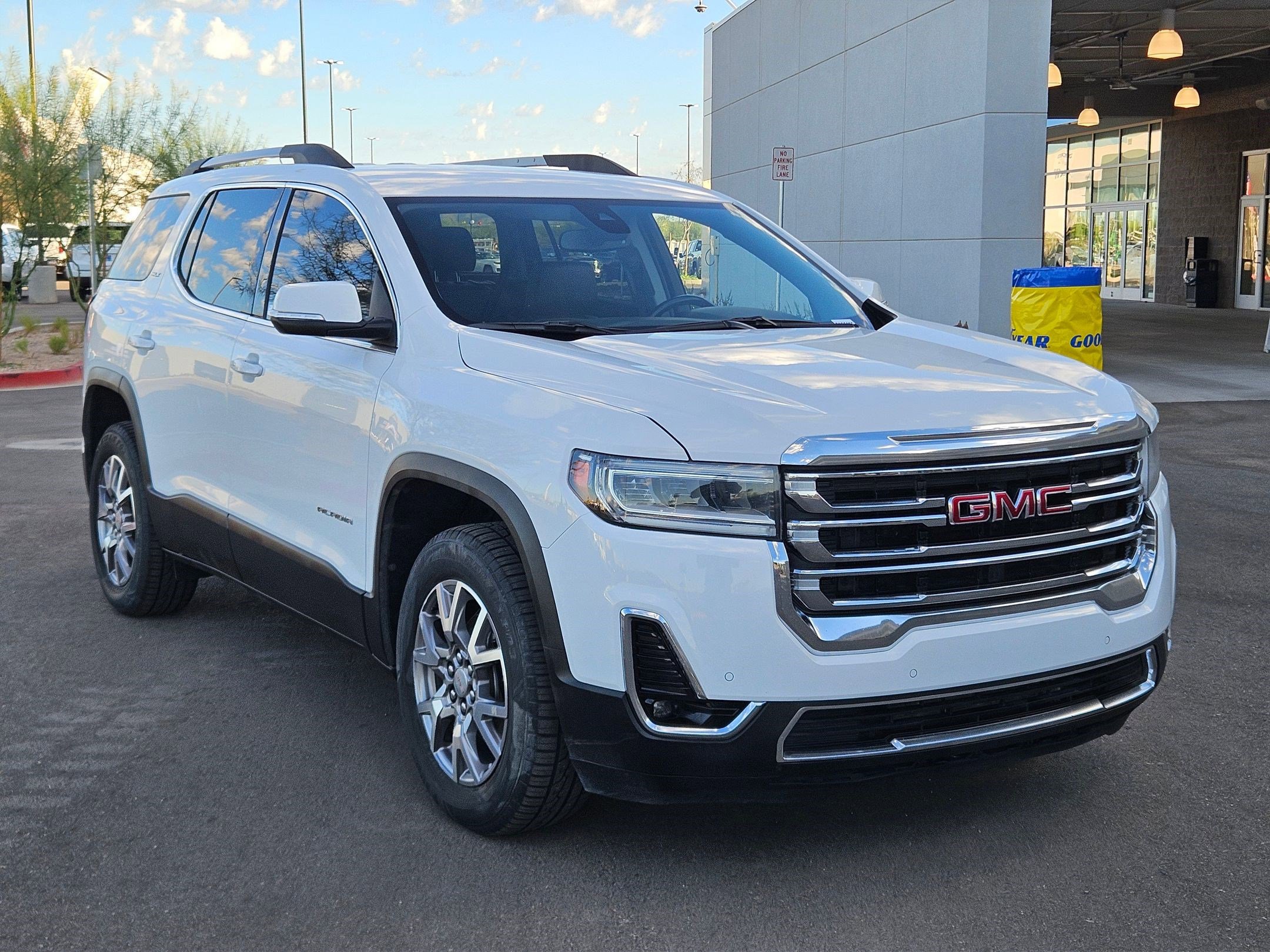 2021 Gmc Acadia SLT photo 4