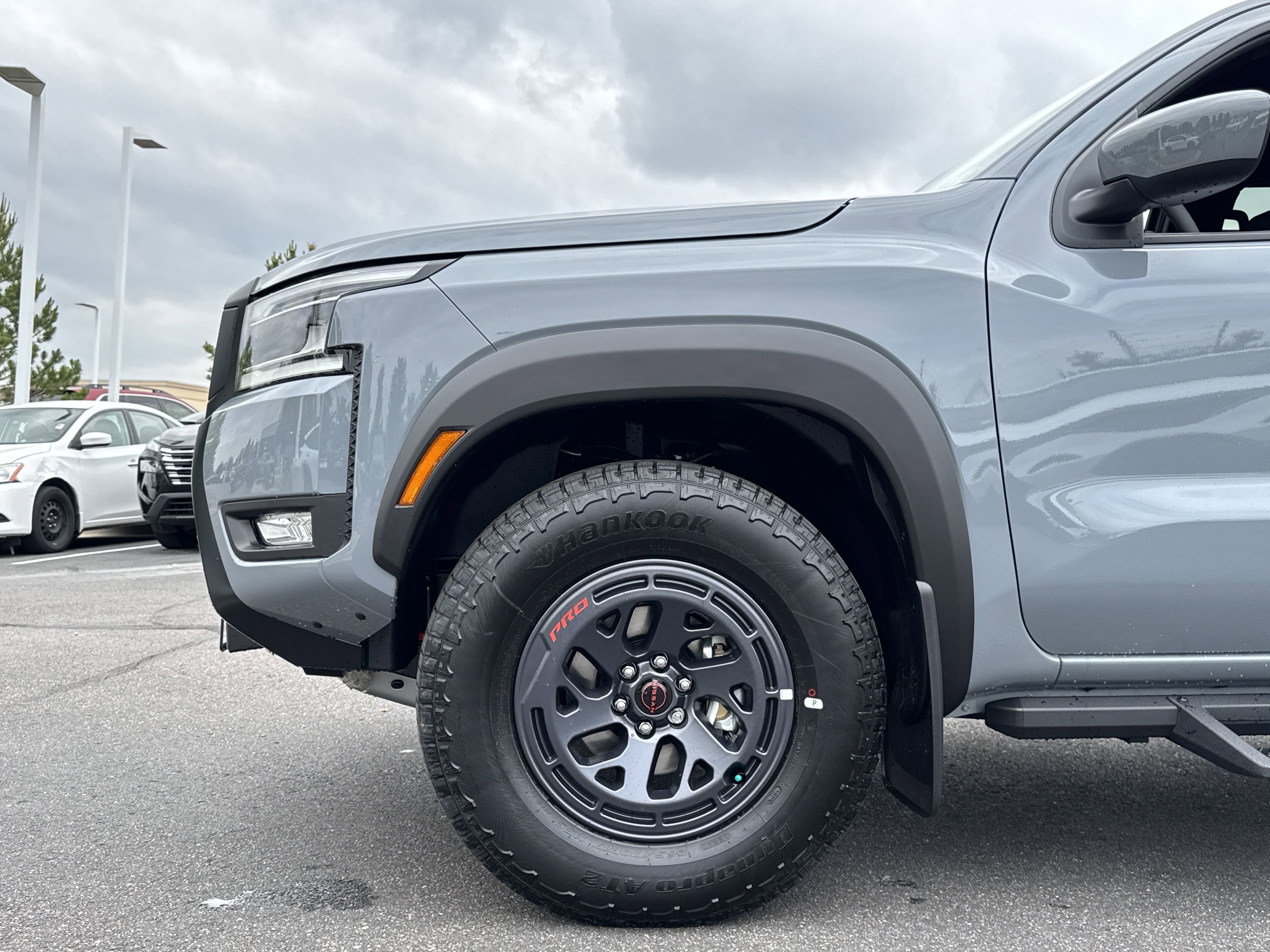2025 Nissan Frontier PRO-4X photo 6