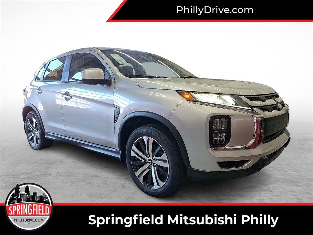 2025 Mitsubishi Outlander Sport ES's photo