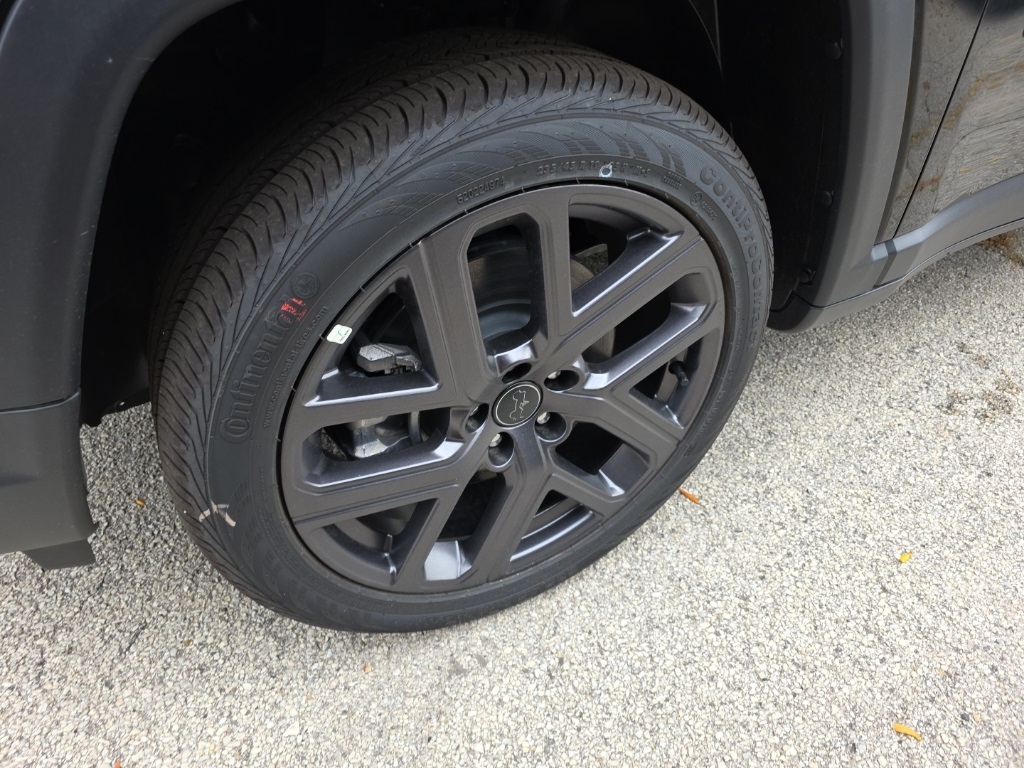 2026 Jeep Compass Limited Altitude photo 3