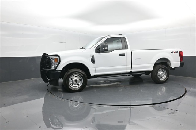 2022 Ford F-350 XL photo 4