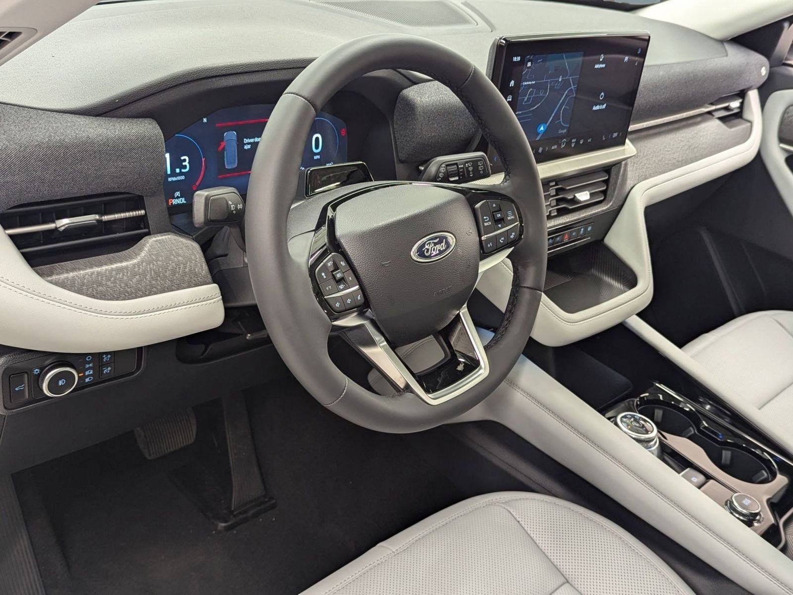 2026 Ford Explorer Platinum photo 3