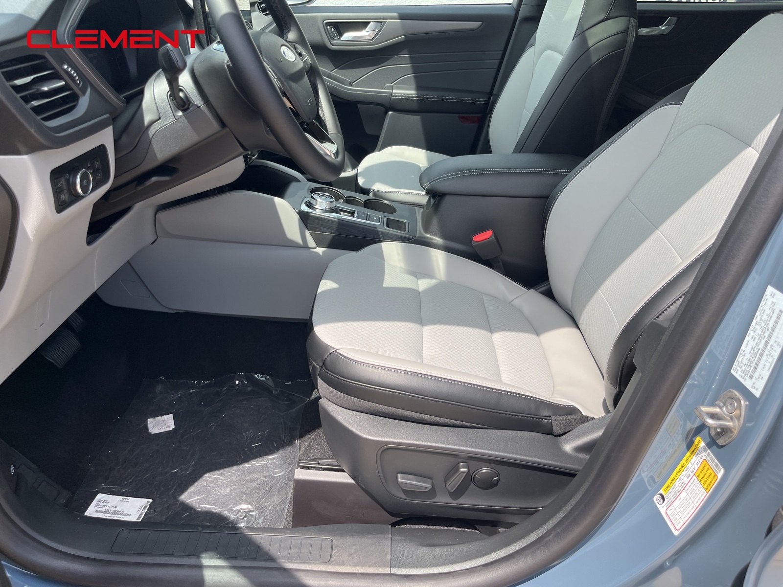 2025 Ford Escape Plug-In Hybrid photo 27
