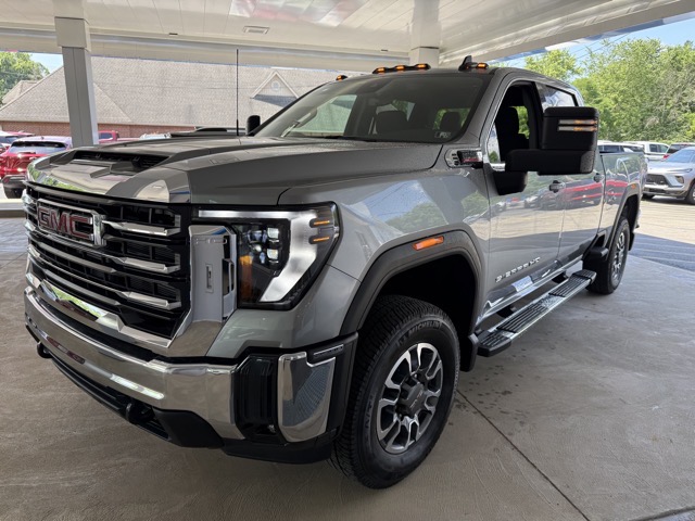 2025 GMC Sierra 2500HD SLE's photo