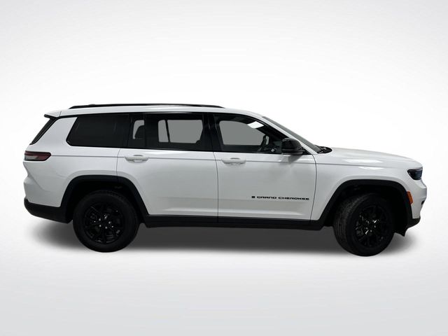 2024 Jeep Grand Cherokee Altitude X photo 2