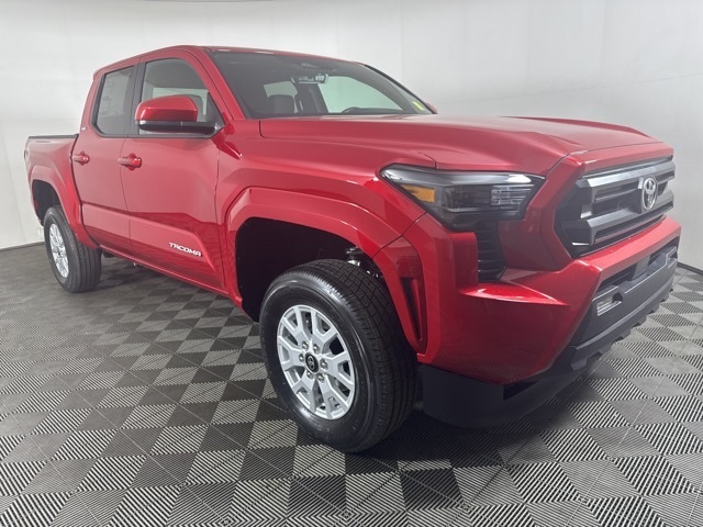 2025 Toyota Tacoma SR5's photo