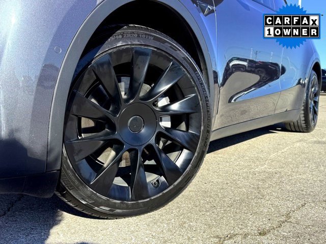 Used 2021 Tesla Model Y Long Range with VIN 5YJYGDEEXMF252436 for sale in Hutto, TX