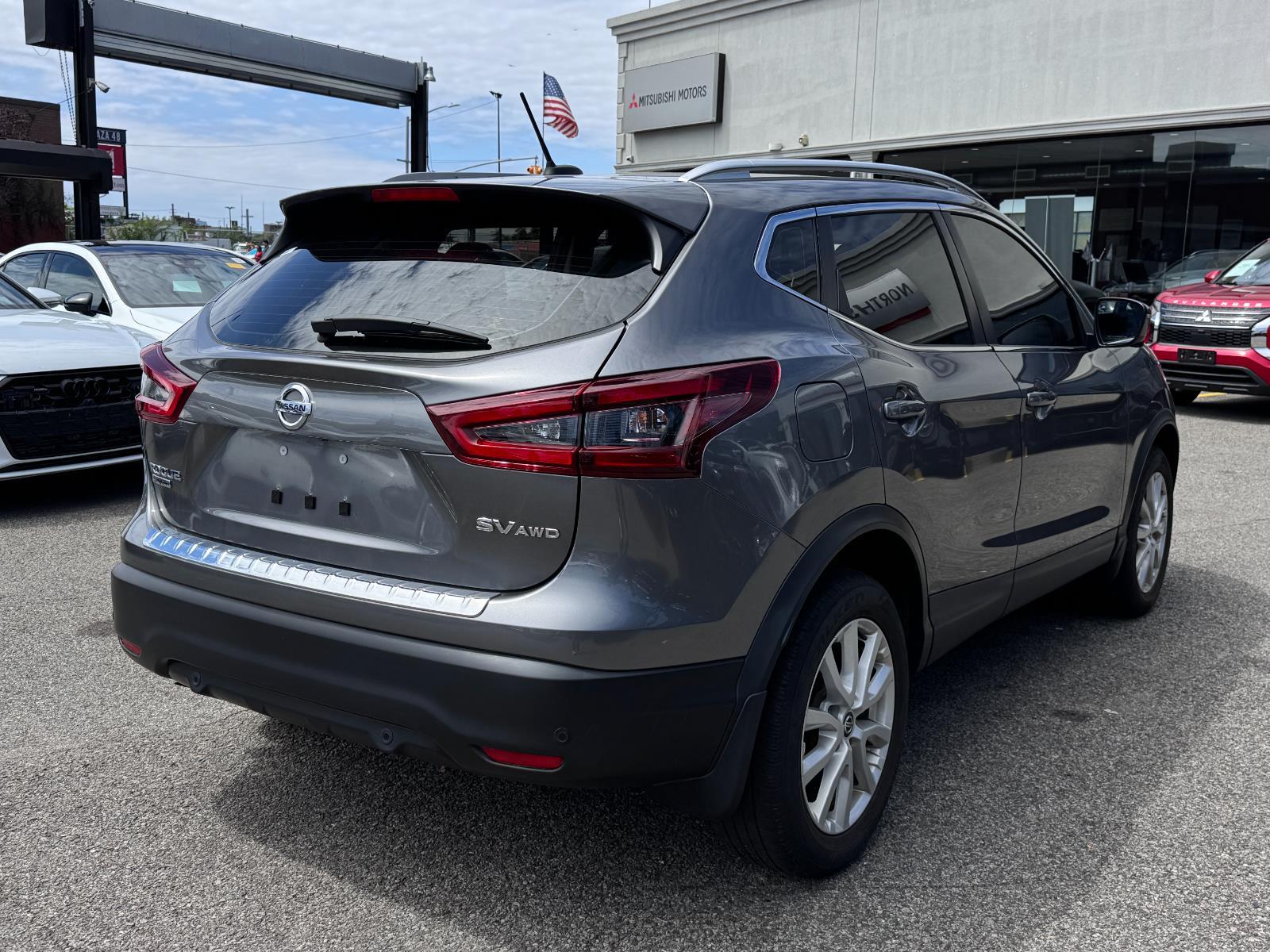 2022 Nissan Rogue Sport SV photo 4