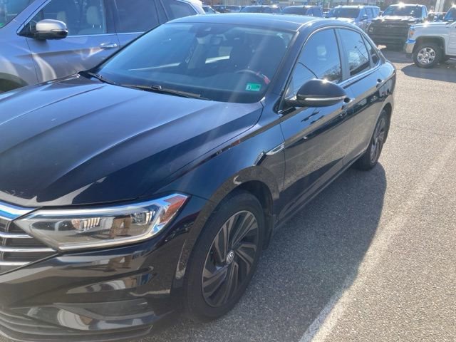 2019 Volkswagen Jetta SEL Premium's photo