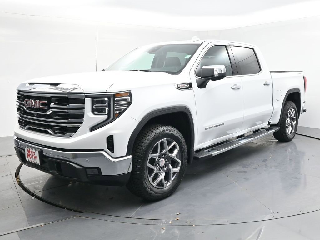 2026 GMC Sierra 1500 SLT's photo