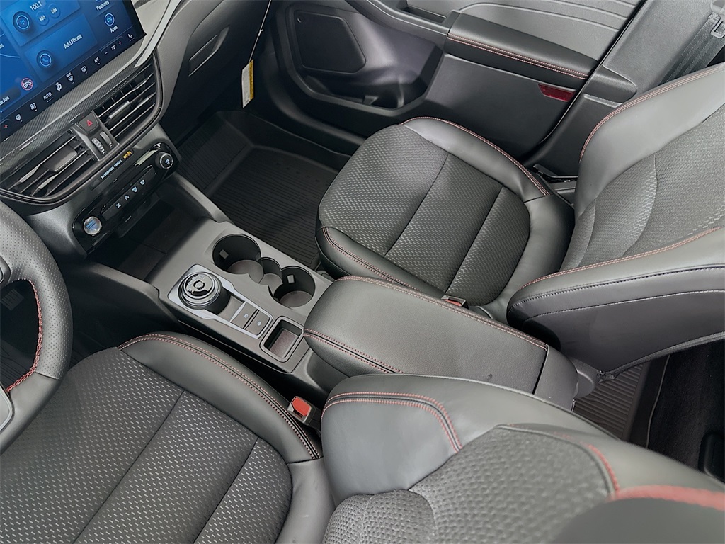 2025 Ford Escape ST-Line photo 22