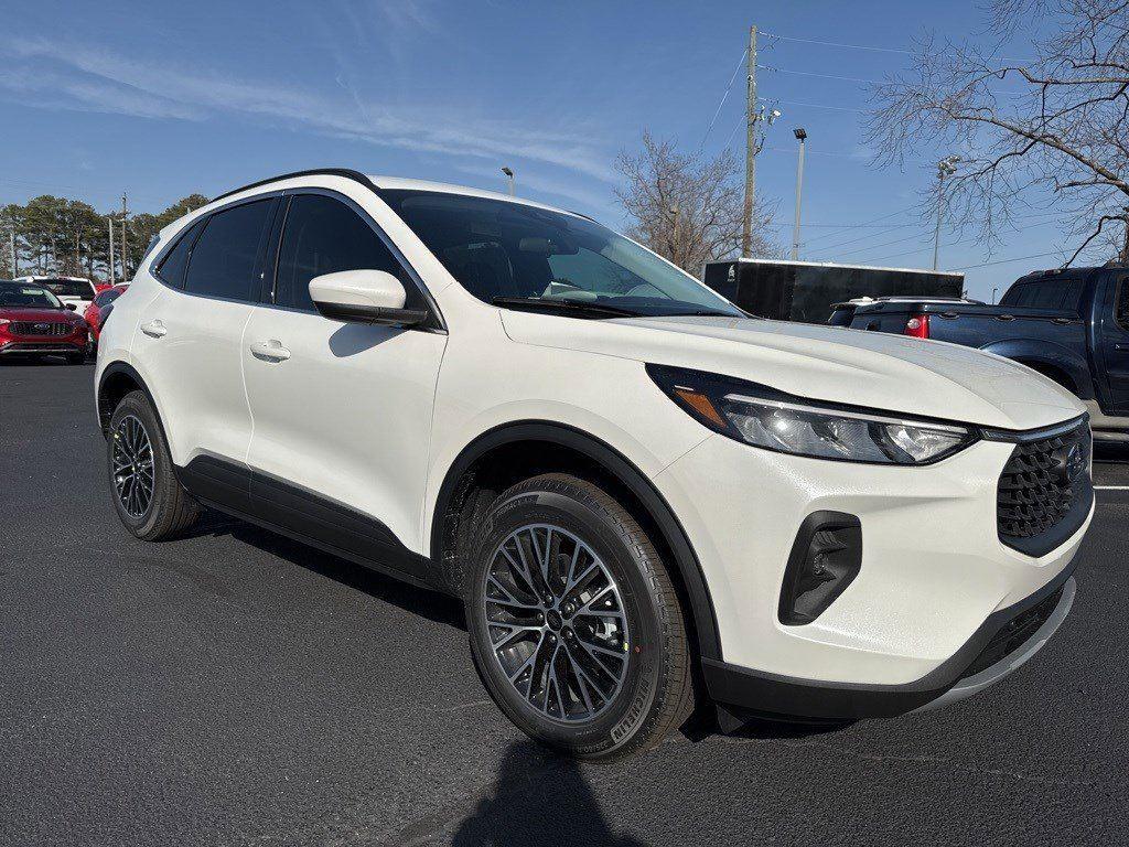 2025 Ford Escape Plug-In Hybrid photo 21