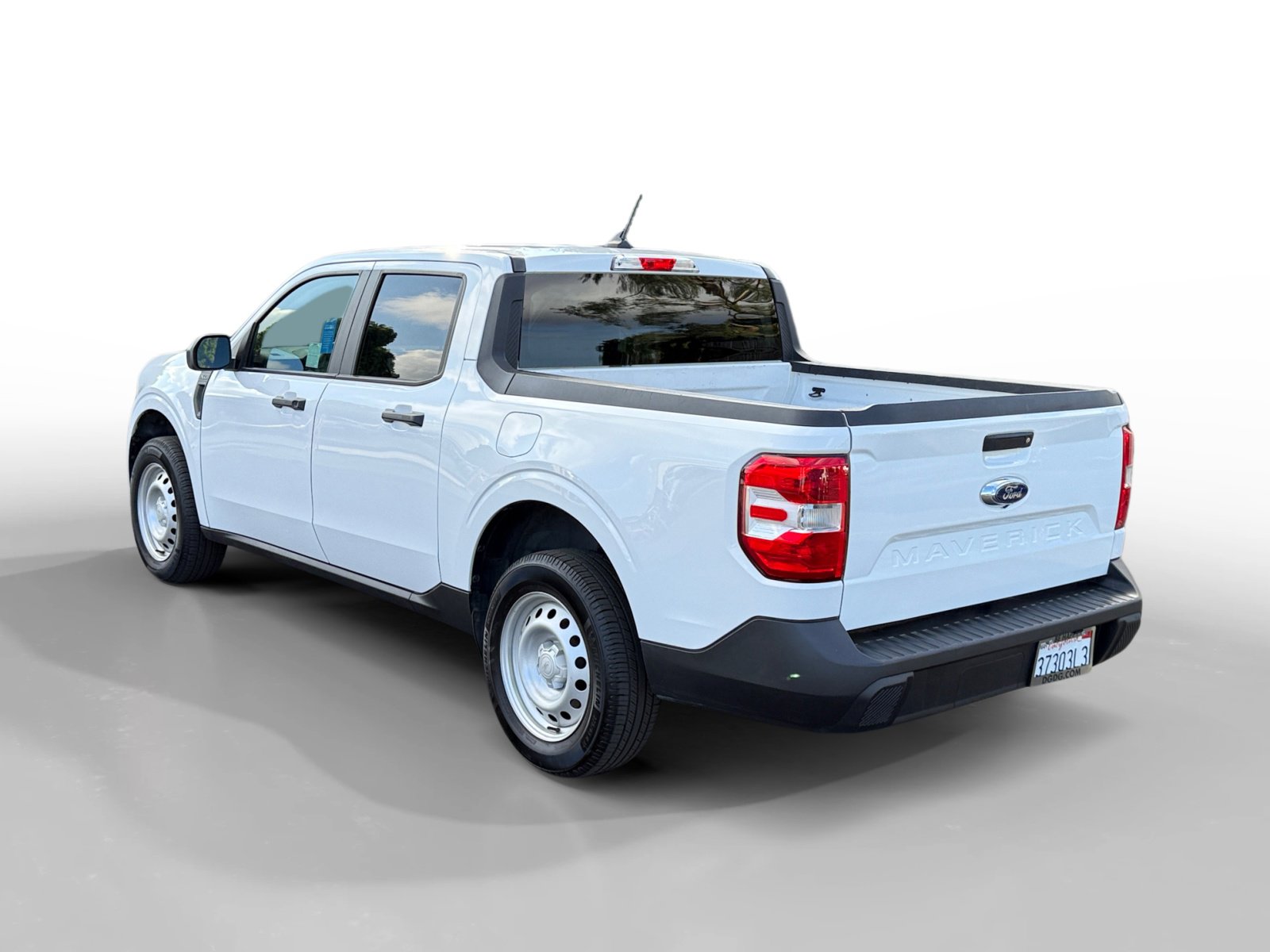 2022 Ford Maverick XL photo 3