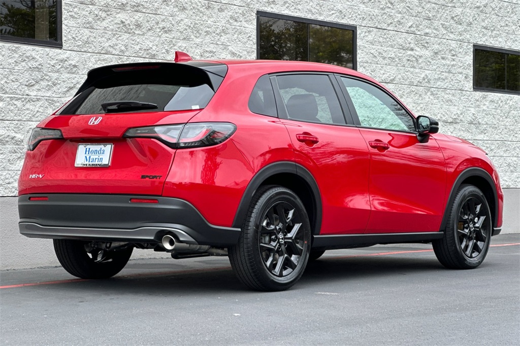 2025 Honda HR-V Sport photo 4
