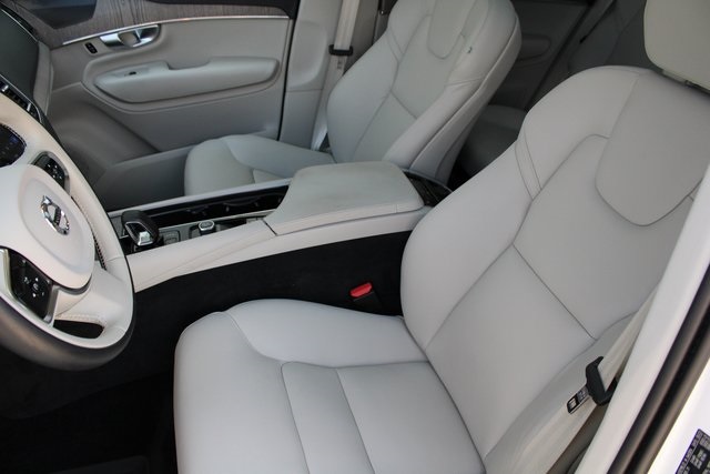 2024 Volvo XC90 Recharge T8 Plus photo 18