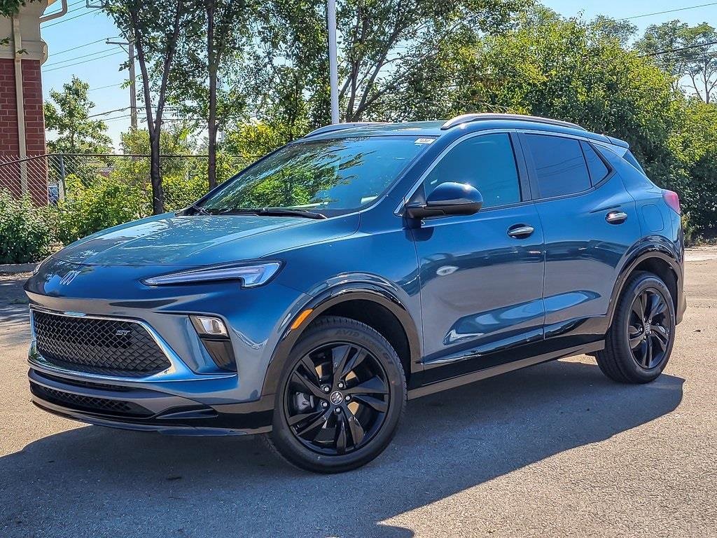 2024 Buick Encore GX Sport Touring photo 2