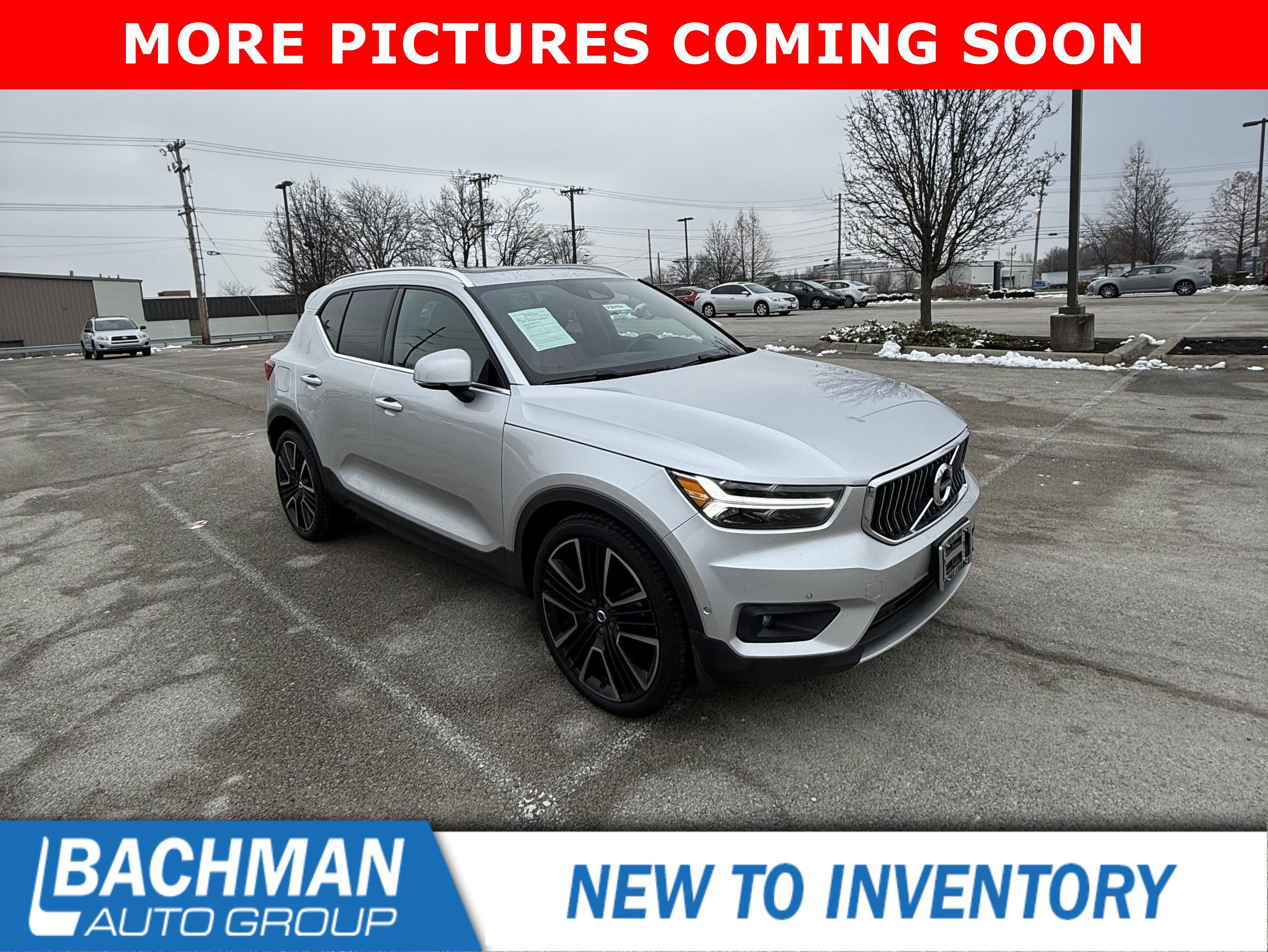 2019 Volvo XC40 Inscription's photo