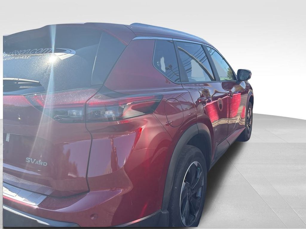 2024 Nissan Rogue SV photo 18