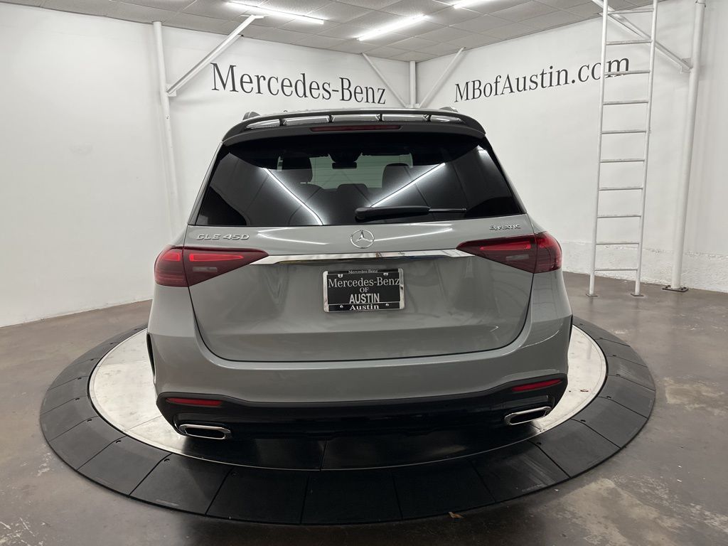 2026 Mercedes Benz GLE 450 4MATIC photo 3